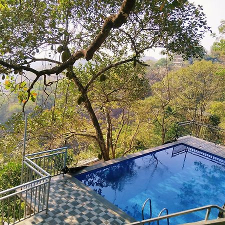Sunset Valley Kerala Pool Resort - Serene Natural Forest Cottage Stay In Idukki With Sunrise & Sunset Panoramas, Natural Streams & Tranquil Summer Evenings Pīrmed Екстериор снимка