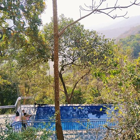 Sunset Valley Kerala Pool Resort - Serene Natural Forest Cottage Stay In Idukki With Sunrise & Sunset Panoramas, Natural Streams & Tranquil Summer Evenings Pīrmed Екстериор снимка