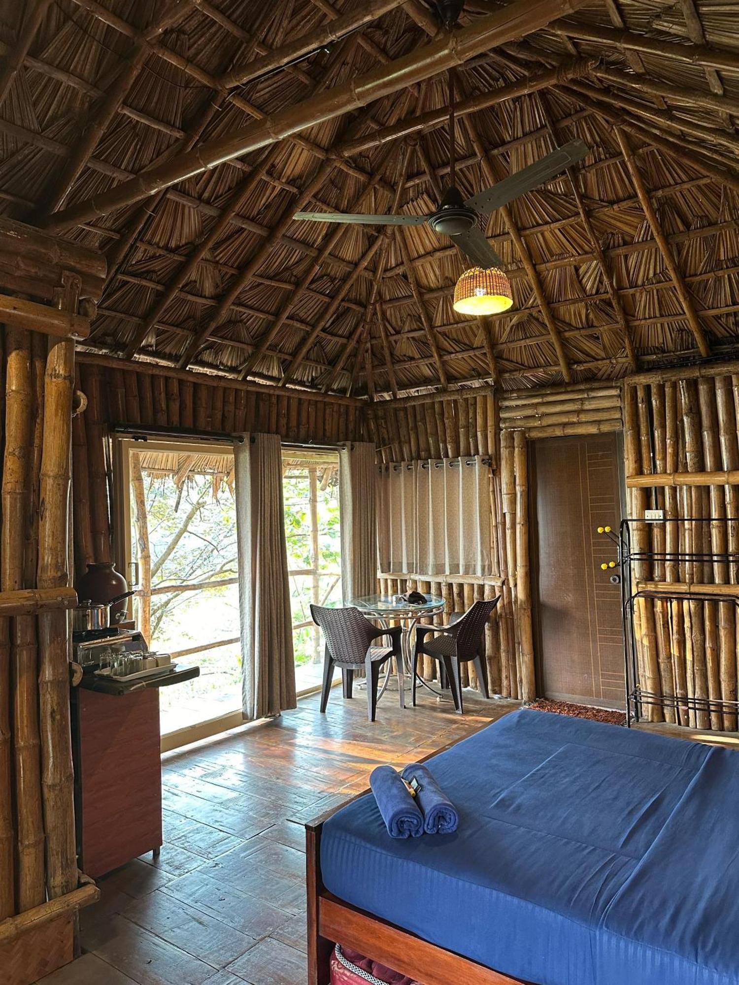 Sunset Valley Kerala Pool Resort - Serene Natural Forest Cottage Stay In Idukki With Sunrise & Sunset Panoramas, Natural Streams & Tranquil Summer Evenings Pīrmed Екстериор снимка